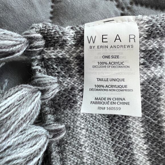 San Francisco 49ers Scarf WEAR by Erin Andrews Plaid Gray Fringe NFL One Size - Picture 3 of 5